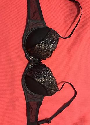 Бюстгалтер