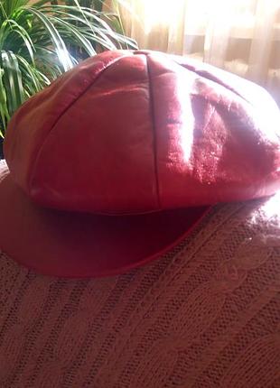 Бордовый,утеплённый берет