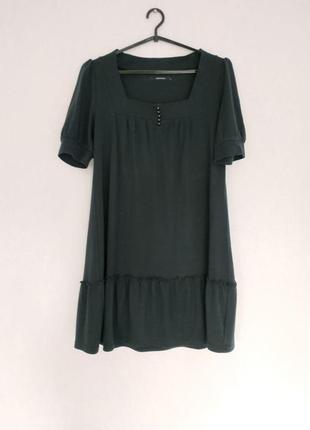 Маленькое черное платье