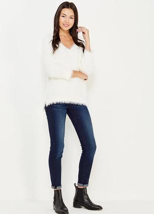 Белоснежный мягкий свитерок с мерцающим эффектом  от love knitwear l/xl