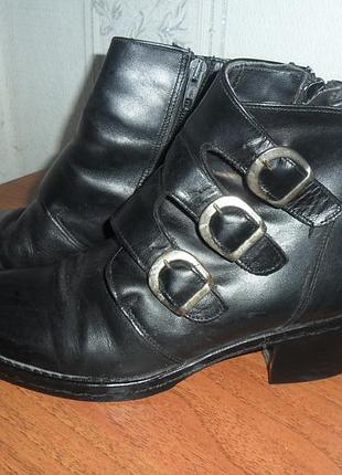 Кожаные,демисезонные ботинки