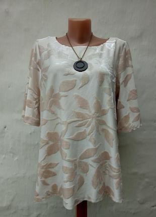 Красива вишукана бежева блуза з оксамитовими квітами,великий розмір,футболка.