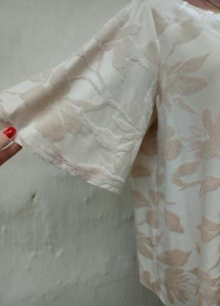 Красива вишукана бежева блуза з оксамитовими квітами,великий розмір,футболка.2 фото