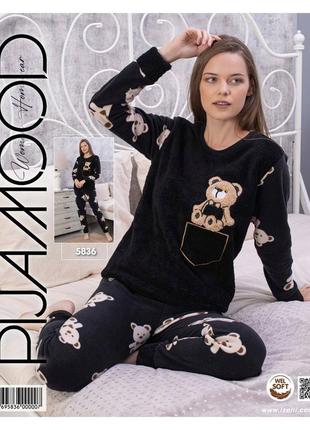 Тепла піжама, домашній костюм 
виробник : турція 
тканина - фліс, махра , приємна до тіла 
розміри : XS / 42.