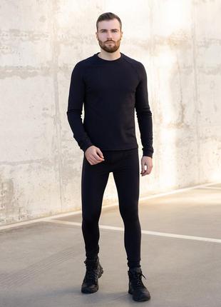 Комплект еластичної термобілизни чорного однотонного кольору