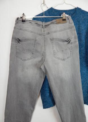 Брендові сірі базові джинси стрейч від cecil8 фото