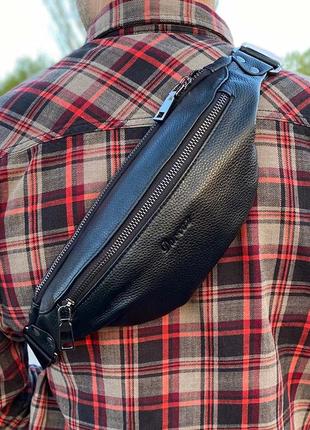 Кожаная черная мужская сумка бананка через плечо нагрудная поясная сумочка из натуральной кожи