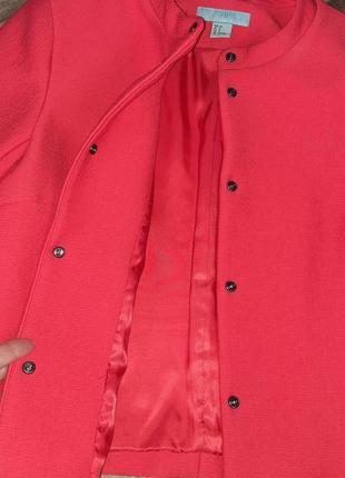 Піджак, жакет, блейзер яскравого червоного кольору3 фото