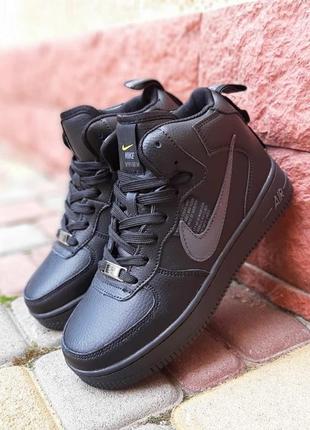 Зимние кросовки на цигейке nike air force3 фото