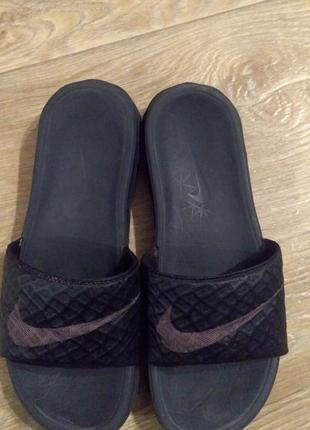 Сланцы  шлепанцы nike benassi solarsoft 38- 39р. 2018 г.3 фото