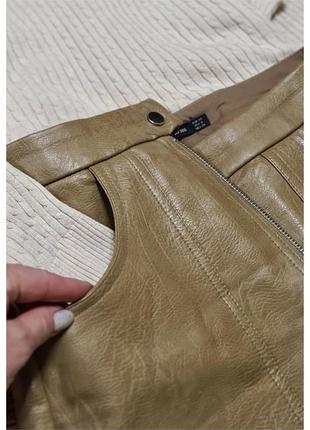 Кожаная короткая юбка на молнии с карманами stradivarius6 фото
