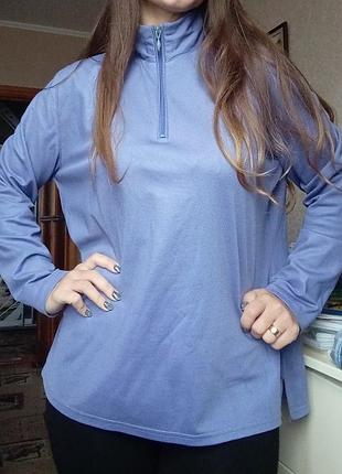 Лонгслив с горловиной на замке