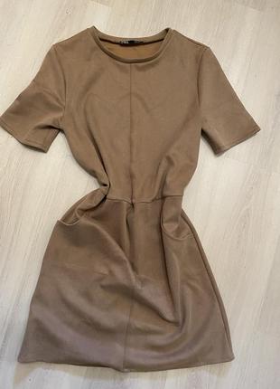 Плаття від zara