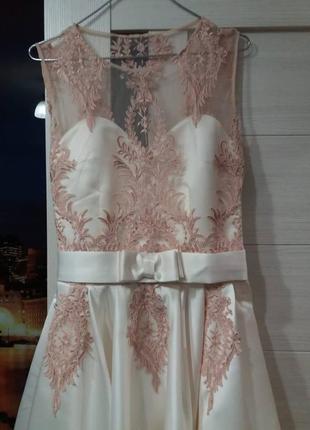 Шикарне плаття