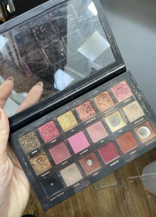 Huda beauty rose gold edition2 фото