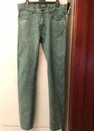 Ярко-зеленые модные джинсы springfield1 фото