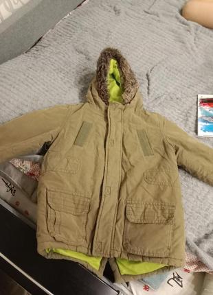 Дитяча демісезонна куртка на хлопчика 5-6 років1 фото