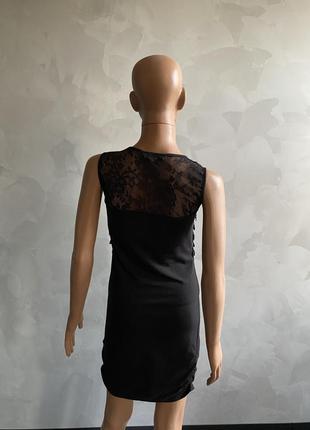 Чорне плаття з пір‘ям3 фото