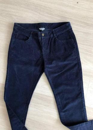Темно-синие вельветовые джинсы в отличном состоянии.3 фото