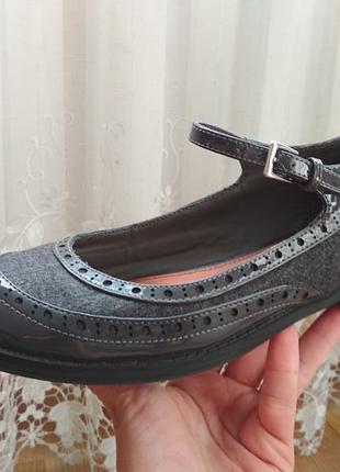 Дуже класні туфлі next 40р