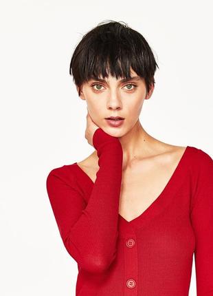 Zara свитер с пуговицами1 фото