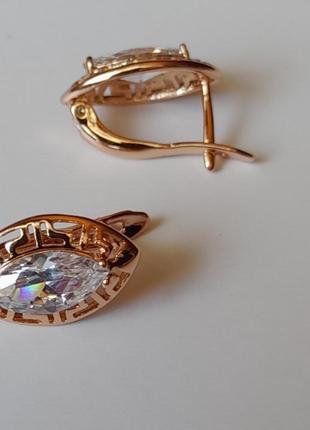 Сережки з каменем  , фіаніт