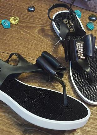 Чорні жіночі силіконові босоніжки 35 і 36 р3 фото