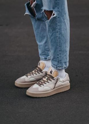 Кросівки чоловічі шкіряні бежеві