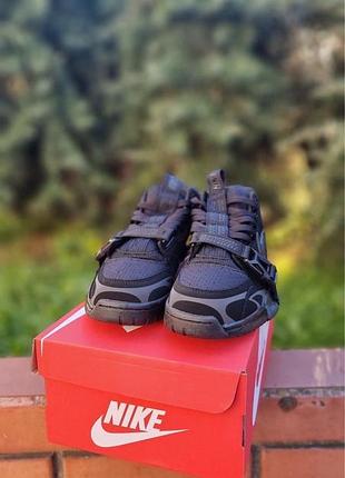 Кросівки nike air trainer 1 sp 3