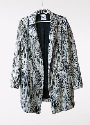 Жіночій шовковий піджак