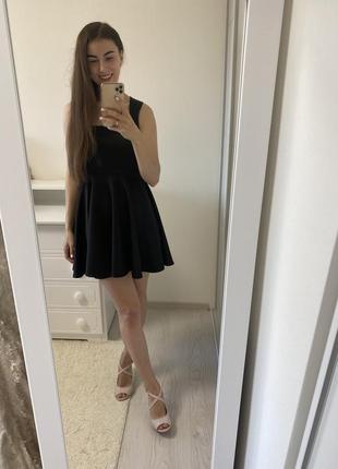 Сукня нова від boohoo