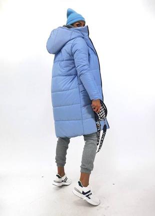 Куртка пальто с капюшоном на молнии длинная теплая зима осень черная голубая3 фото