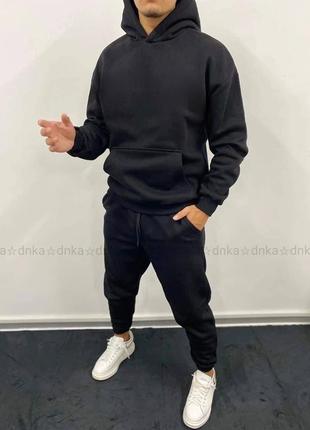 Мужской костюм