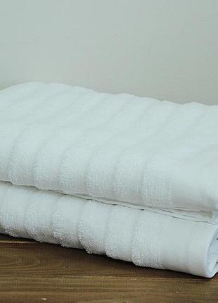 Полотенце 70-140 махровое  банное  белое  турция   cascad  волны