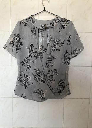 В наличии блуза zara серая в цветочный принт с открытой спиной zara2 фото