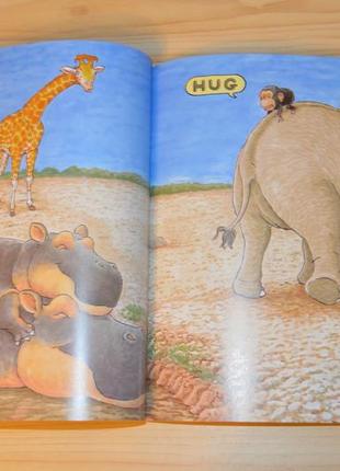 Hug, детская книга на английском языке5 фото