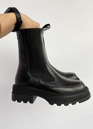 Женские чёрные ботинки челси зима
