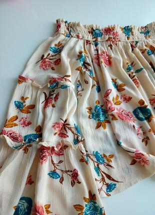 Красивейшая блуза на плечи в цветочный принт из натуральной ткани