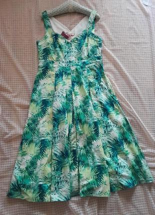 Шикарна міді сукня в рослинний принт joe browns