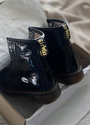 Dr. martens 1460 black gloss зимние ботинки с мехом доктор мартинс лакированные зима берцы лак кожа скидка распродажа6 фото