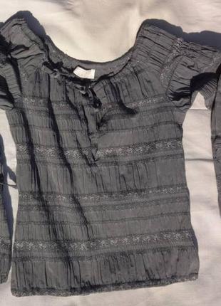 Gossip. трендова сексі блуза в трояндочку з італії