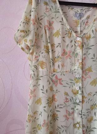 Прозрачное платье-халат с цветами