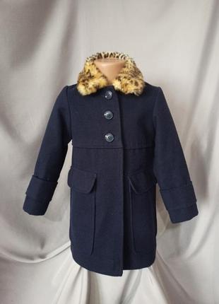 Пальто на дівчинку 5-6 років