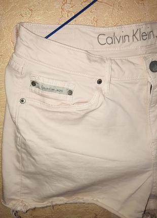 Женские джинсовые шорты calvin klein jeans оригинал3 фото