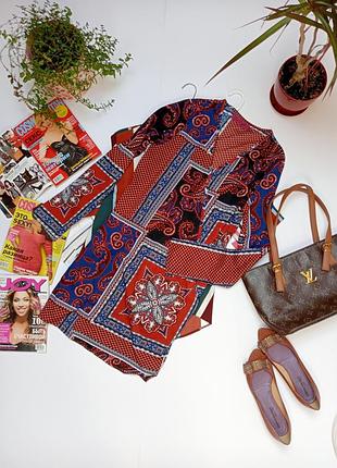 Легке нарядне плаття міні в запах фірми boohoo