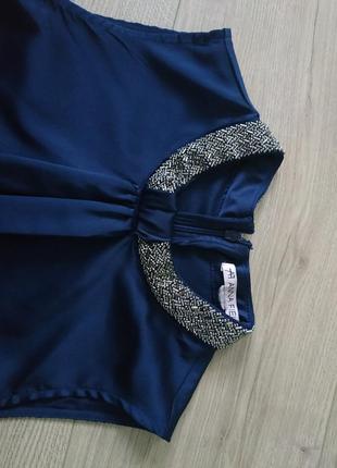 Елегантна жіноча блуза без рукавів anna field темно - синього кольору6 фото