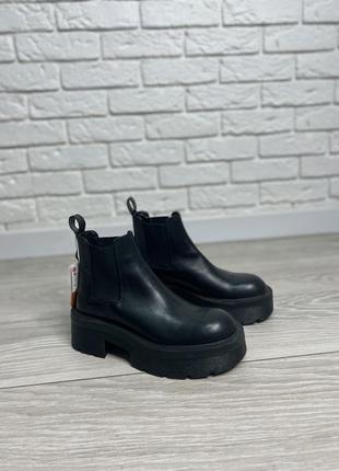 Чоботи zara шкіряні