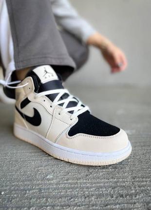 Женские высокие кожаные кроссовки nike air jordan "barley orange#найк