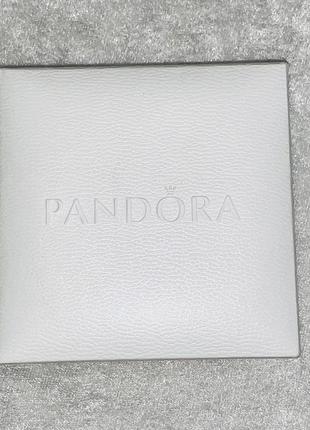 Оригінальна брендова біла велика коробка для ювелірних виробів pandora5 фото