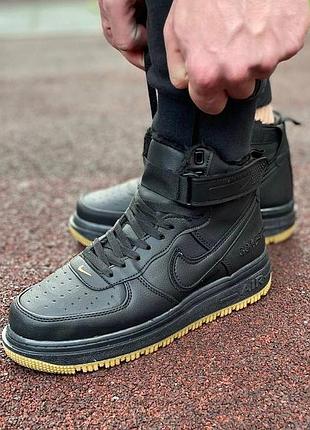 Кросівки чоловічі зимові шкіряні найк чорні